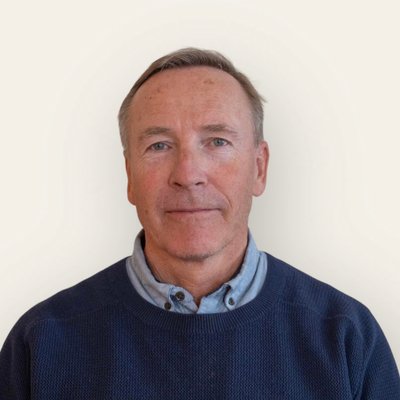 Henning Skau